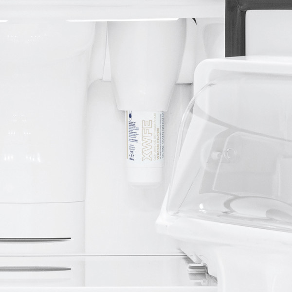 GE 702L 薄型雙門對開冰箱 白色